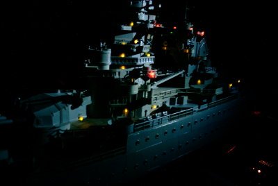 Maquette du Cuirass� Richelieu �llumin�